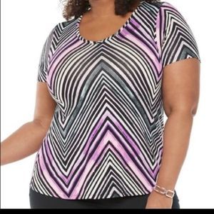 EVRI Geometric, V-Neck, Silky Stretchy Blouse.